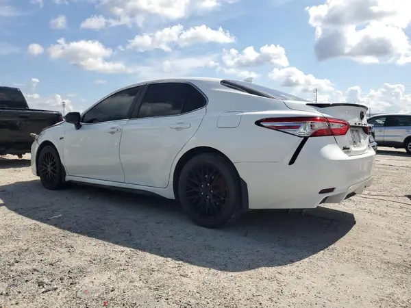 4T1M11AK0LU907280 2020 TOYOTA CAMRY - Image 2