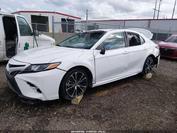 4T1M11AK1LU371536 2020 TOYOTA CAMRY - Image 2