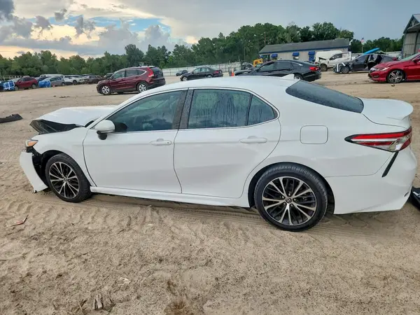 4T1M11AK1LU395268 2020 TOYOTA CAMRY - Image 2