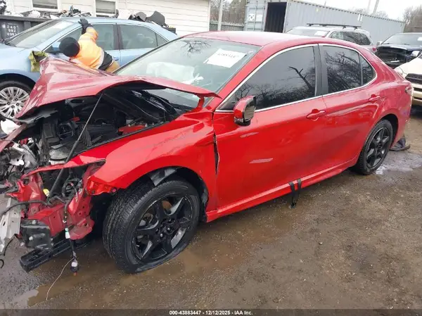 4T1M11AK1LU395559 2020 TOYOTA CAMRY - Image 2