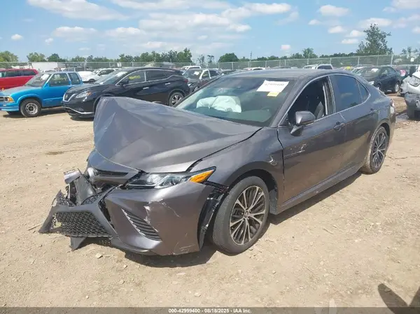 4T1M11AK1LU930597 2020 TOYOTA CAMRY - Image 2