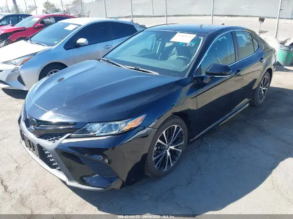 4T1M11AK1LU952213 2020 TOYOTA CAMRY - Image 2