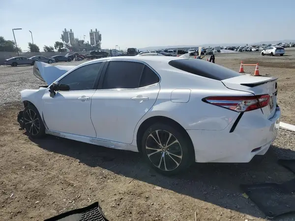 4T1M11AK2LU505700 2020 TOYOTA CAMRY - Image 2