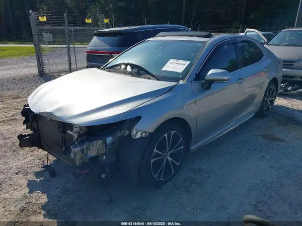 4T1M11AK2LU861564 2020 TOYOTA CAMRY - Image 2