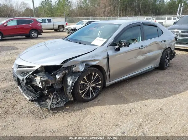 4T1M11AK2LU869485 2020 TOYOTA CAMRY - Image 2