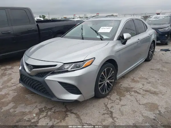 4T1M11AK2LU903683 2020 TOYOTA CAMRY - Image 2