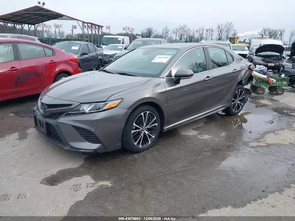 4T1M11AK2LU981560 2020 TOYOTA CAMRY - Image 2