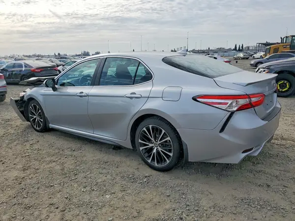 4T1M11AK3LU399631 2020 TOYOTA CAMRY - Image 2