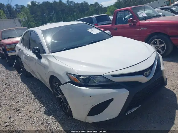 4T1M11AK3LU862528 2020 TOYOTA CAMRY - Image 1