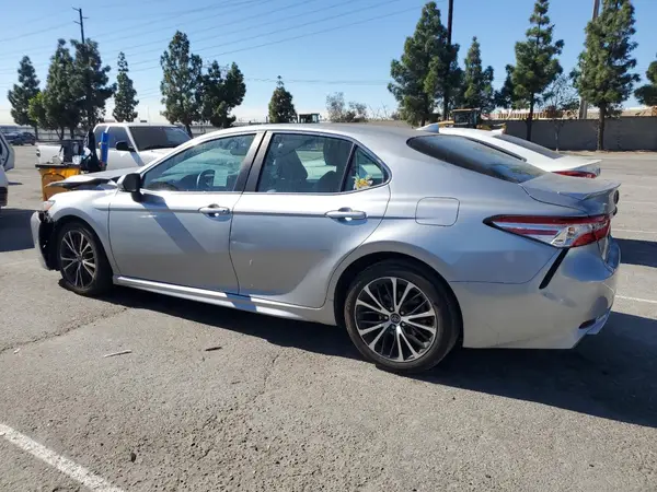4T1M11AK3LU936885 2020 TOYOTA CAMRY - Image 2