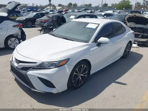 4T1M11AK3LU968946 2020 TOYOTA CAMRY - Image 2