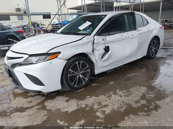 4T1M11AK3LU995340 2020 TOYOTA CAMRY - Image 2