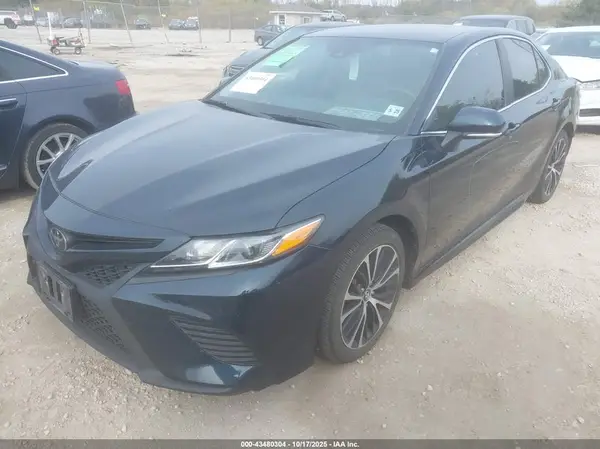 4T1M11AK4LU323996 2020 TOYOTA CAMRY - Image 2