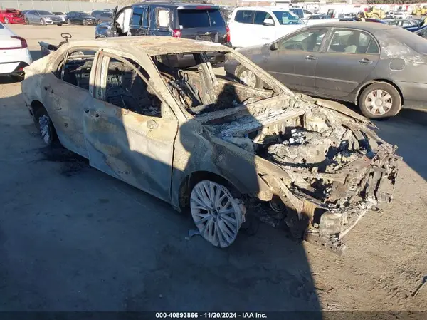 4T1M11AK4LU921179 2020 TOYOTA CAMRY - Image 1
