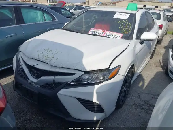 4T1M11AK5LU860120 2020 TOYOTA CAMRY - Image 2