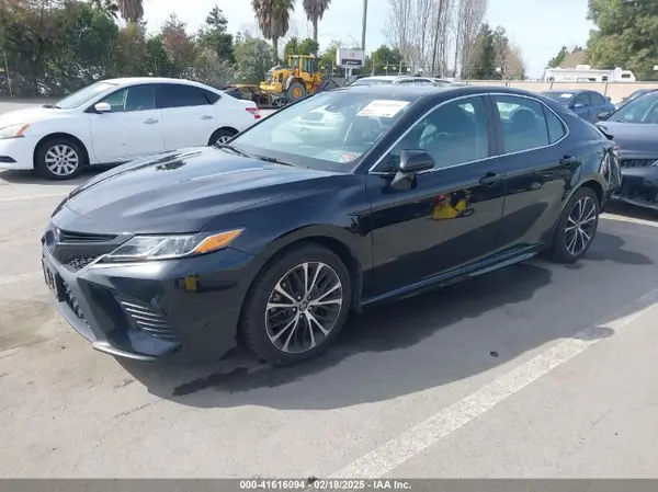 4T1M11AK5LU923801 2020 TOYOTA CAMRY - Image 2