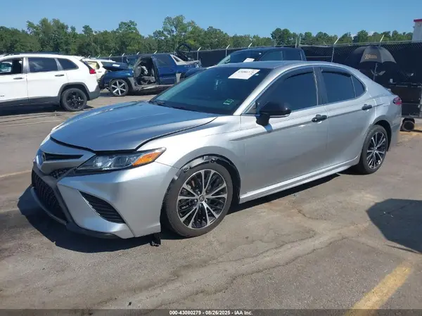 4T1M11AK5LU953638 2020 TOYOTA CAMRY - Image 2