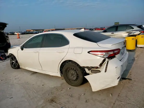 4T1M11AK6LU321697 2020 TOYOTA CAMRY - Image 2