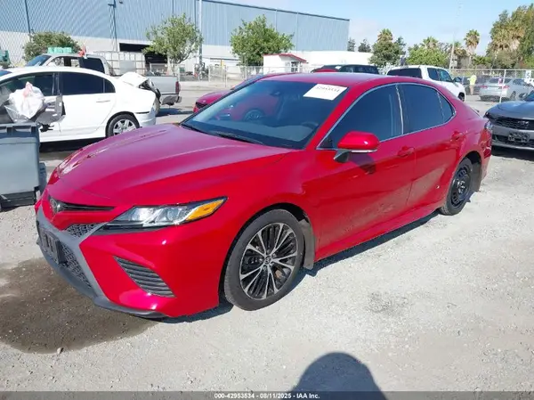 4T1M11AK6LU375646 2020 TOYOTA CAMRY - Image 2