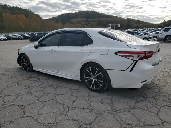4T1M11AK6LU385027 2020 TOYOTA CAMRY - Image 2