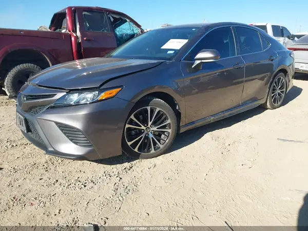 4T1M11AK6LU388073 2020 TOYOTA CAMRY - Image 2
