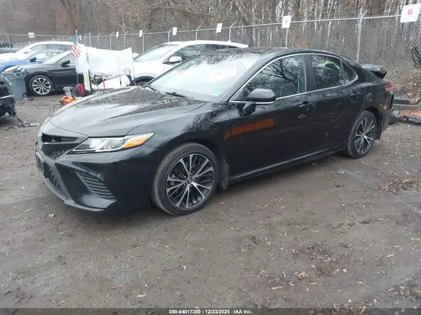 4T1M11AK6LU936928 2020 TOYOTA CAMRY - Image 2