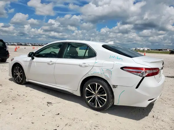 4T1M11AK6LU992691 2020 TOYOTA CAMRY - Image 2