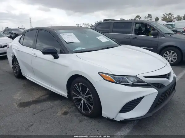 4T1M11AK7LU396750 2020 TOYOTA CAMRY - Image 1