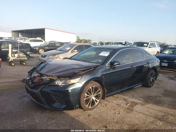 4T1M11AK7LU908829 2020 TOYOTA CAMRY - Image 2