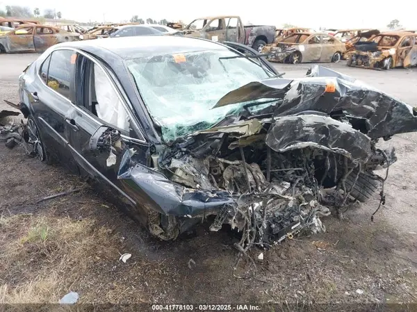 4T1M11AK8LU937109 2020 TOYOTA CAMRY - Image 1