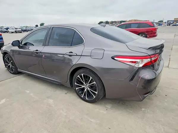 4T1M11AK8LU958364 2020 TOYOTA CAMRY - Image 2