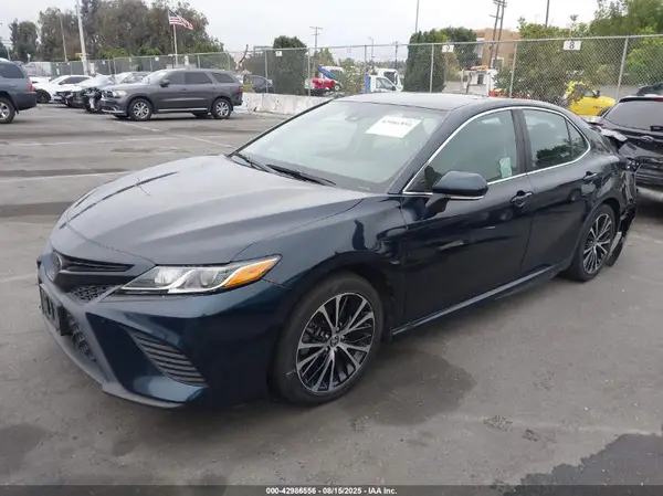 4T1M11AK8LU966805 2020 TOYOTA CAMRY - Image 2