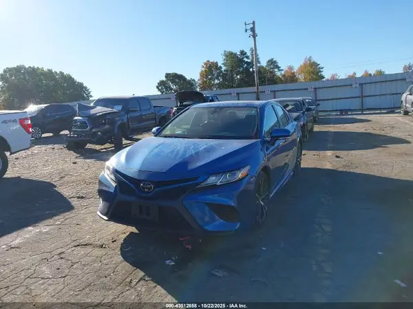 4T1M11AK9LU321855 2020 TOYOTA CAMRY - Image 2