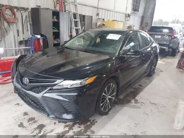 4T1M11AK9LU323489 2020 TOYOTA CAMRY - Image 2