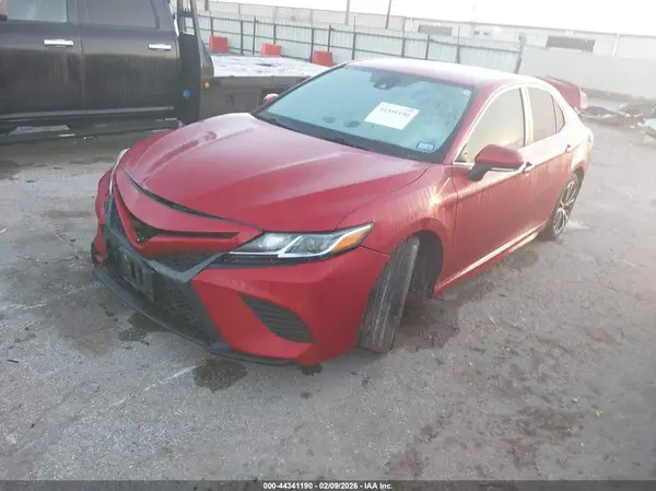 4T1M11AK9LU329180 2020 TOYOTA CAMRY - Image 2