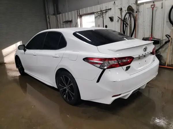 4T1M11AK9LU399343 2020 TOYOTA CAMRY - Image 2