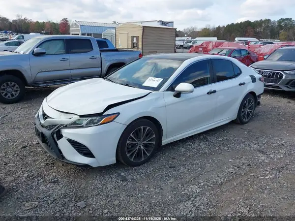 4T1M11AK9LU916155 2020 TOYOTA CAMRY - Image 2