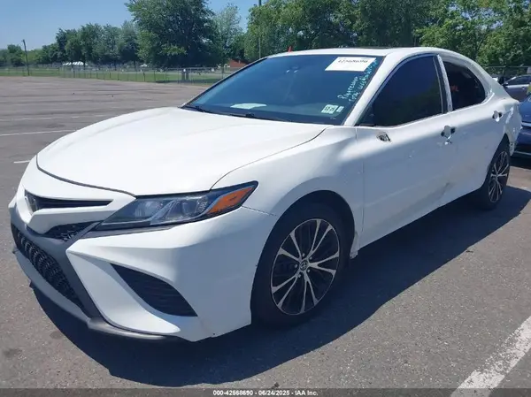 4T1M11AK9LU923123 2020 TOYOTA CAMRY - Image 2