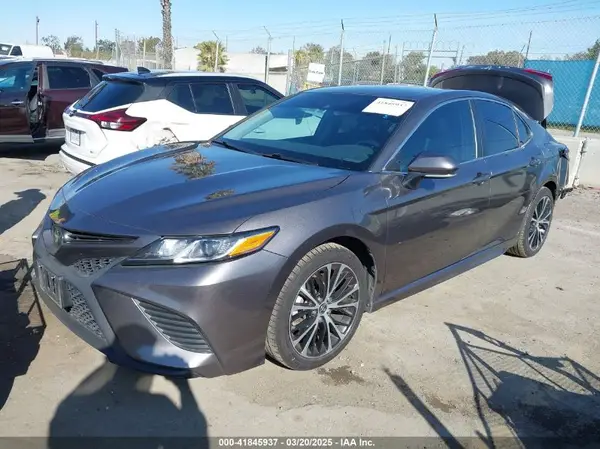 4T1M11AK9LU949219 2020 TOYOTA CAMRY - Image 2