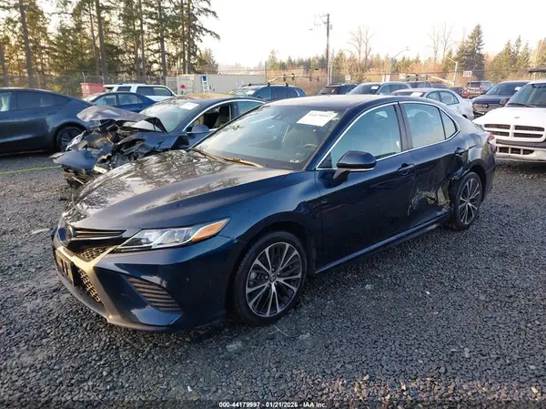 4T1M11AK9LU975044 2020 TOYOTA CAMRY - Image 2