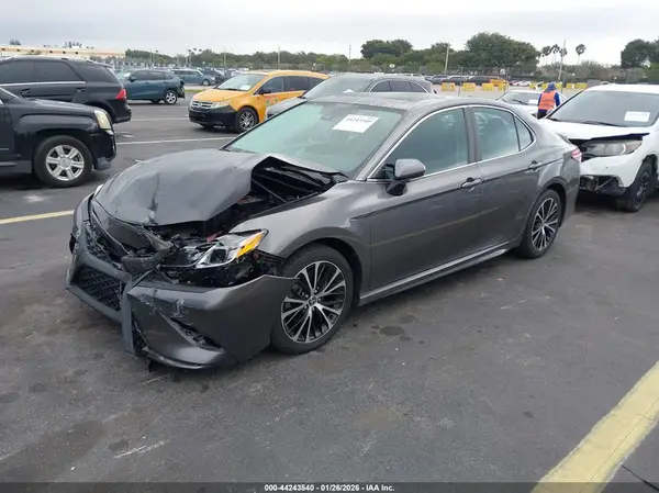 4T1M11AK9LU984343 2020 TOYOTA CAMRY - Image 2