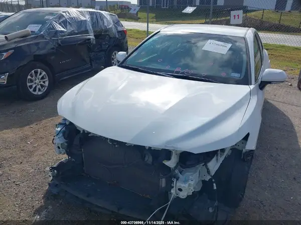 4T1M11AK9LU999358 2020 TOYOTA CAMRY - Image 2