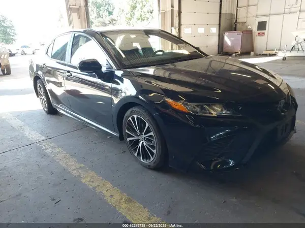 4T1M11BK9LU016662 2020 TOYOTA CAMRY - Image 1