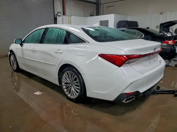 4T1MB1BB1MU001264 2021 TOYOTA AVALON - Image 2