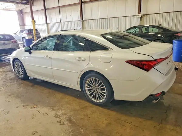 4T1MB1BB2MU001404 2021 TOYOTA AVALON - Image 2