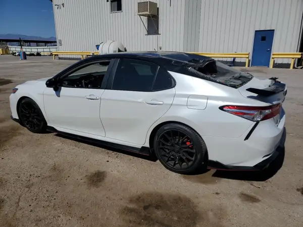 4T1NZ1AK3LU044875 2020 TOYOTA CAMRY - Image 2