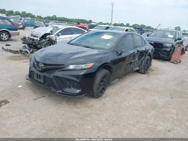 4T1NZ1AK4LU040284 2020 TOYOTA CAMRY - Image 2