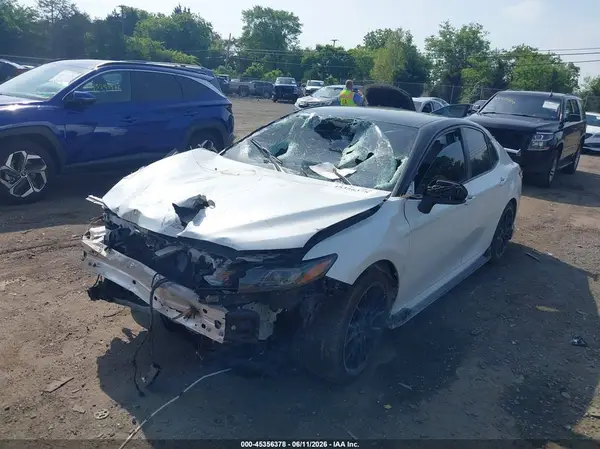 4T1NZ1AK5LU046210 2020 TOYOTA CAMRY - Image 2