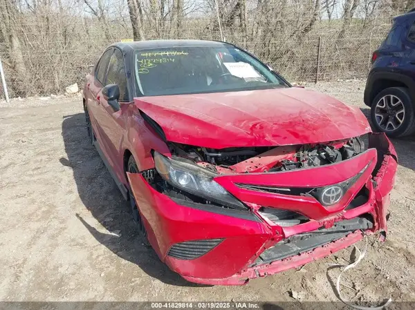 4T1NZ1AK7LU037430 2020 TOYOTA CAMRY - Image 1