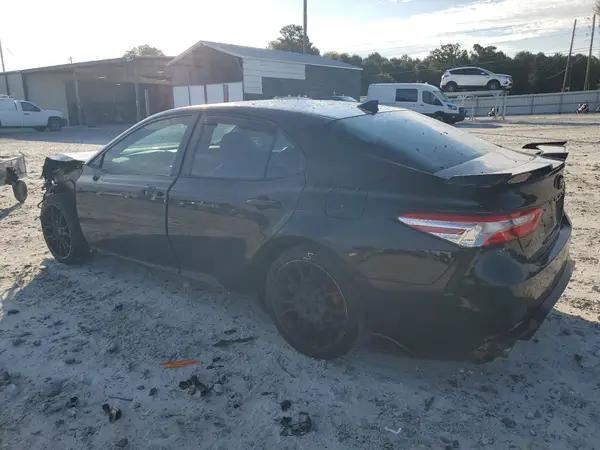 4T1NZ1AK7LU038786 2020 TOYOTA CAMRY - Image 2